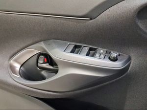 Toyota Yaris Cross 1.5 130H GR Sport  - Foto 24