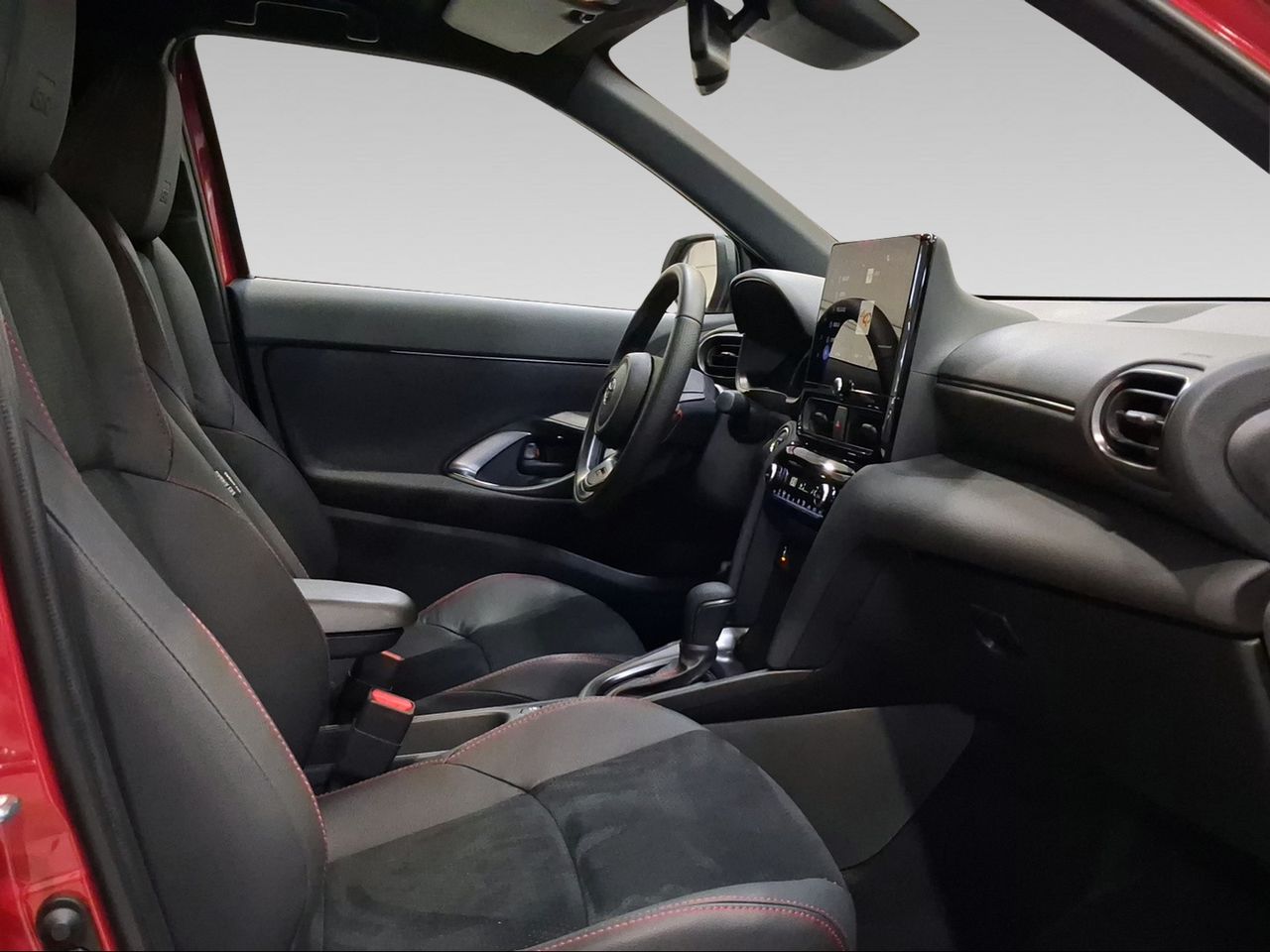 Toyota Yaris Cross 1.5 130H GR Sport  - Foto 7