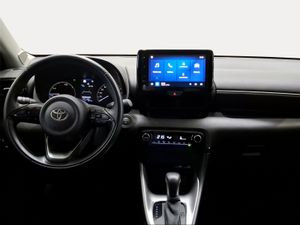 Toyota Yaris 1.5 120H Active Plus  - Foto 9