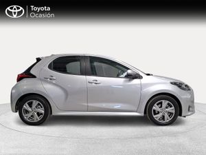 Toyota Yaris 1.5 120H Active Plus  - Foto 18