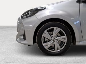 Toyota Yaris 1.5 120H Active Plus  - Foto 17