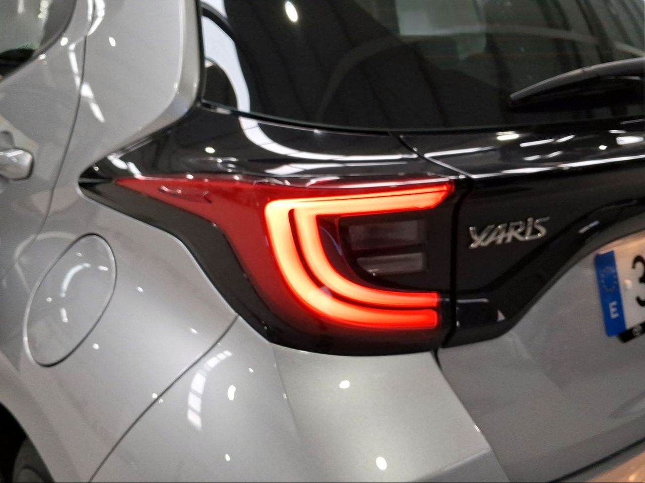 Toyota Yaris 1.5 120H Active Plus  - Foto 23