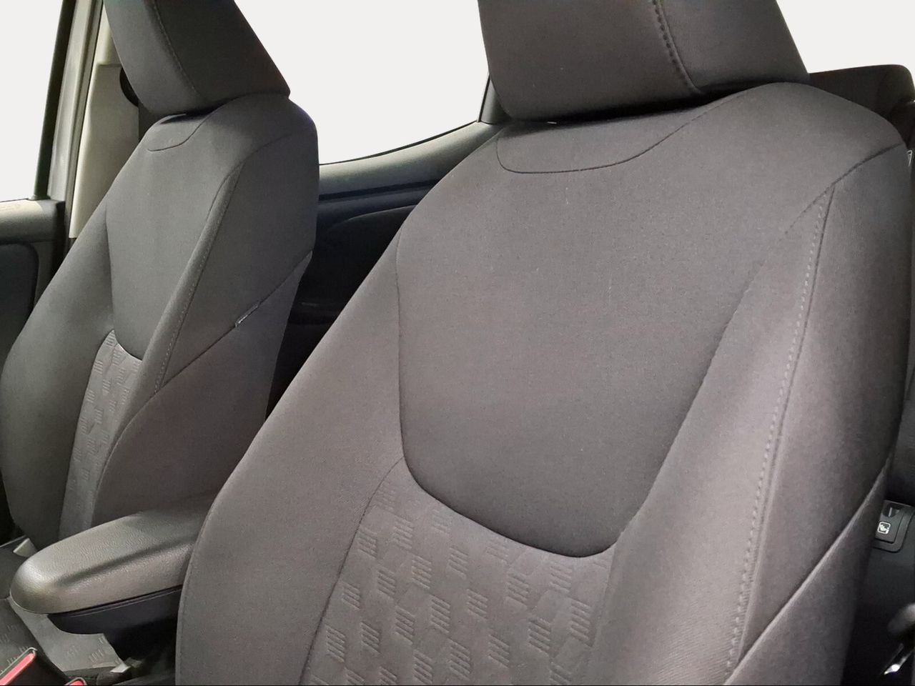 Toyota Yaris 1.5 120H Active Plus  - Foto 21