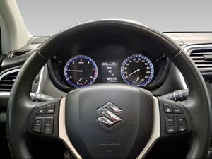 Suzuki SX4 S-Cross 1.6 DDiS GLE  - Foto 14