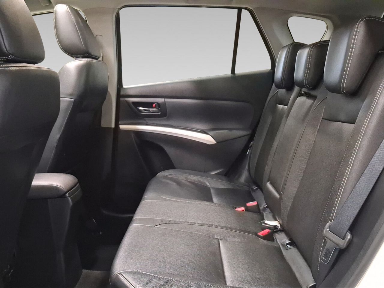 Suzuki SX4 S-Cross 1.6 DDiS GLE  - Foto 12