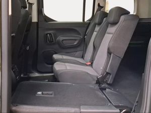 Toyota Proace City Verso Family EV L1 50kWh 136CV Advance  - Foto 12