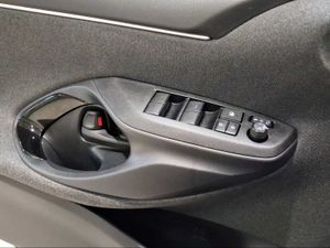 Toyota Yaris 1.5 120H Style  - Foto 24