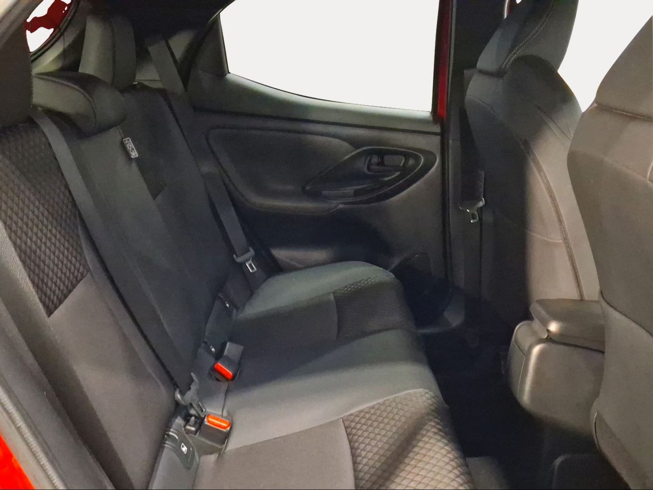 Toyota Yaris 1.5 120H Style  - Foto 8