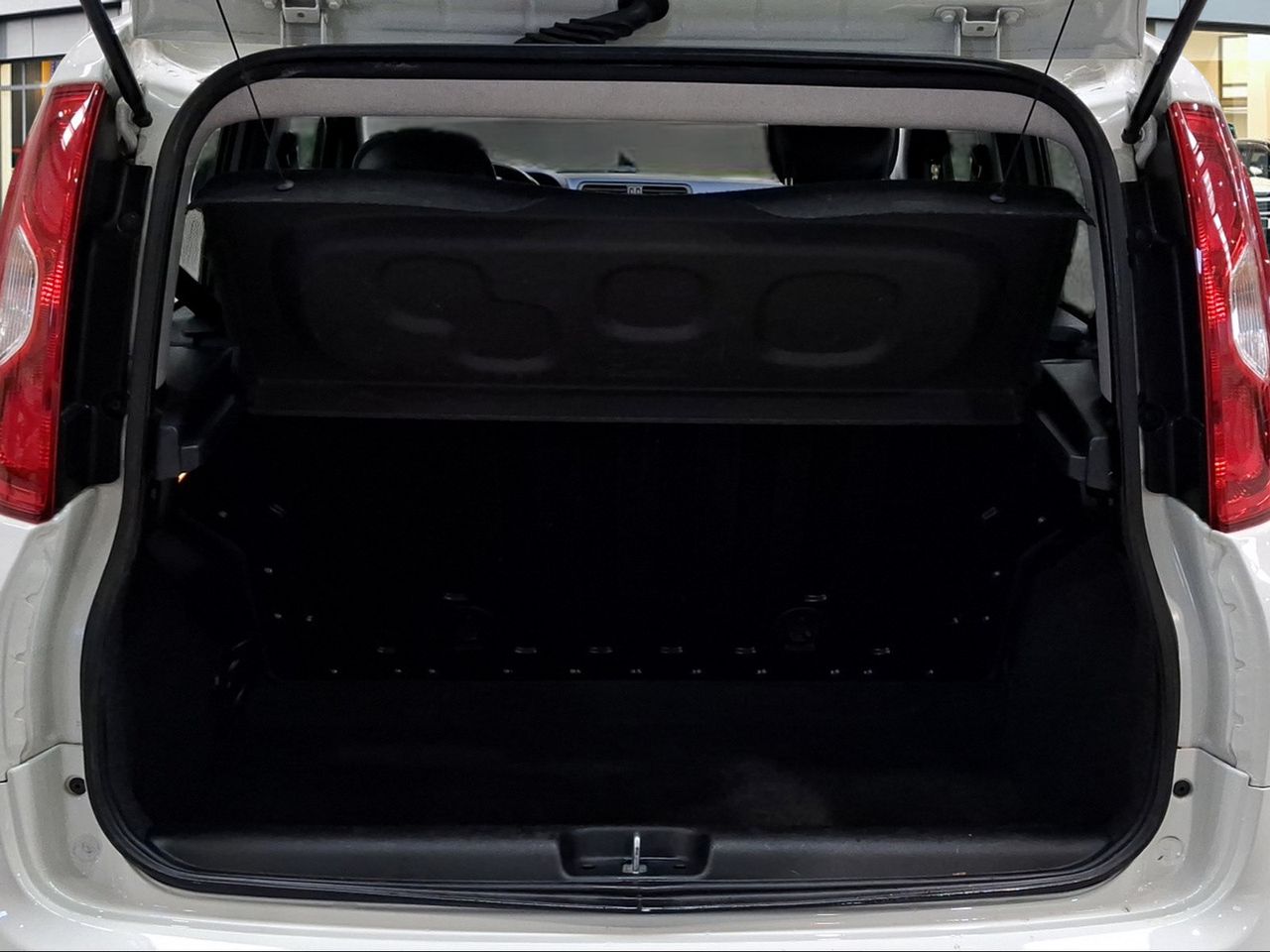 Fiat Panda 1.2 Lounge 69cv EU6  - Foto 7