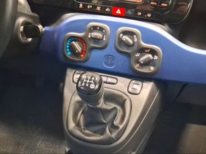 Fiat Panda 1.2 Lounge 69cv EU6  - Foto 17