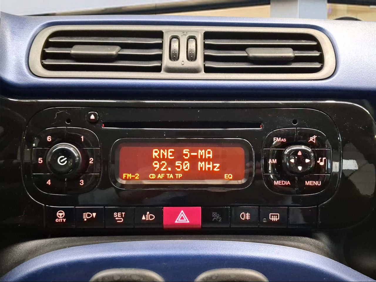 Fiat Panda 1.2 Lounge 69cv EU6  - Foto 13