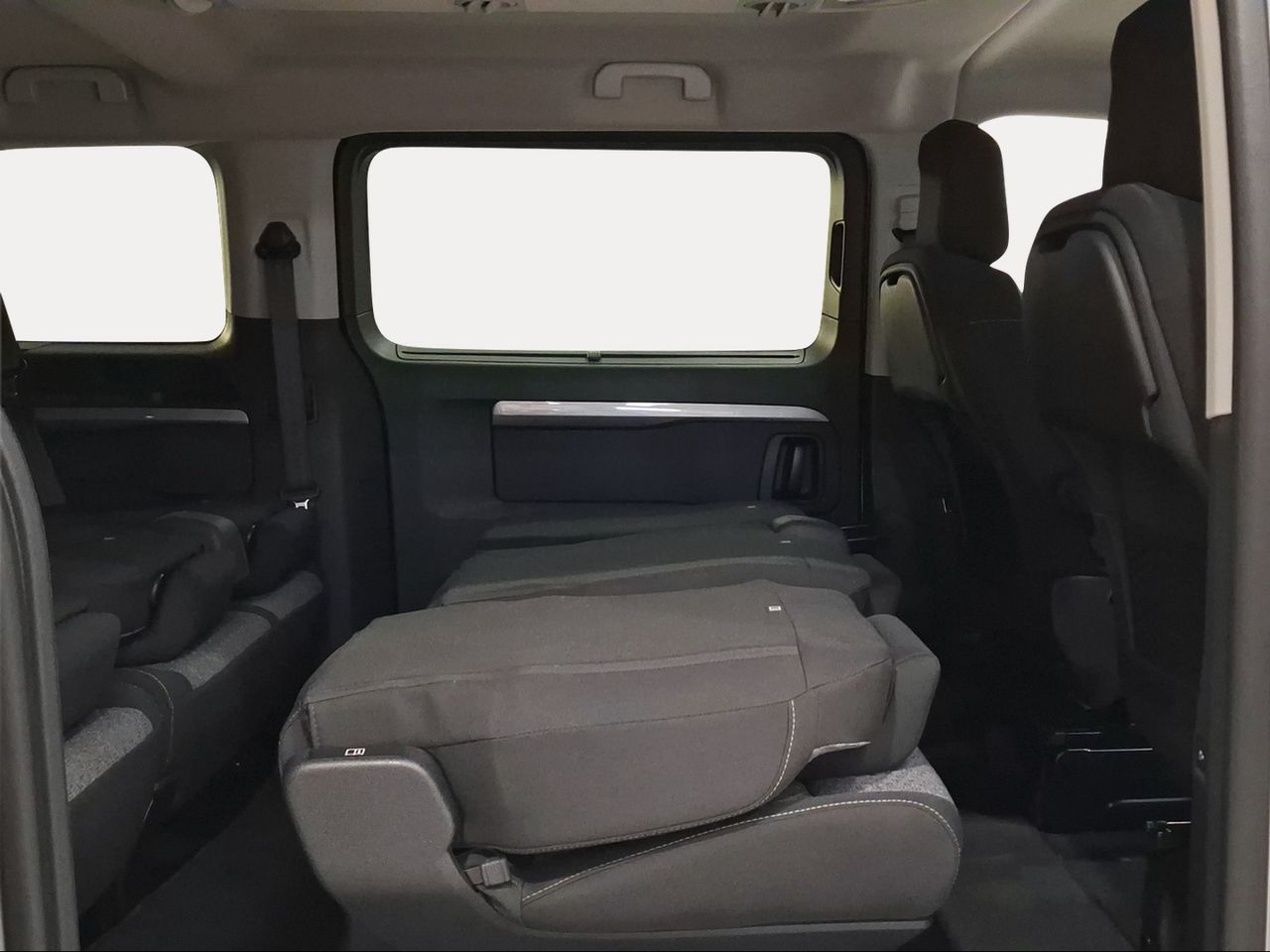 Toyota Proace Verso Family L1 2.0D 180CV 8AT Advance 8p  - Foto 8