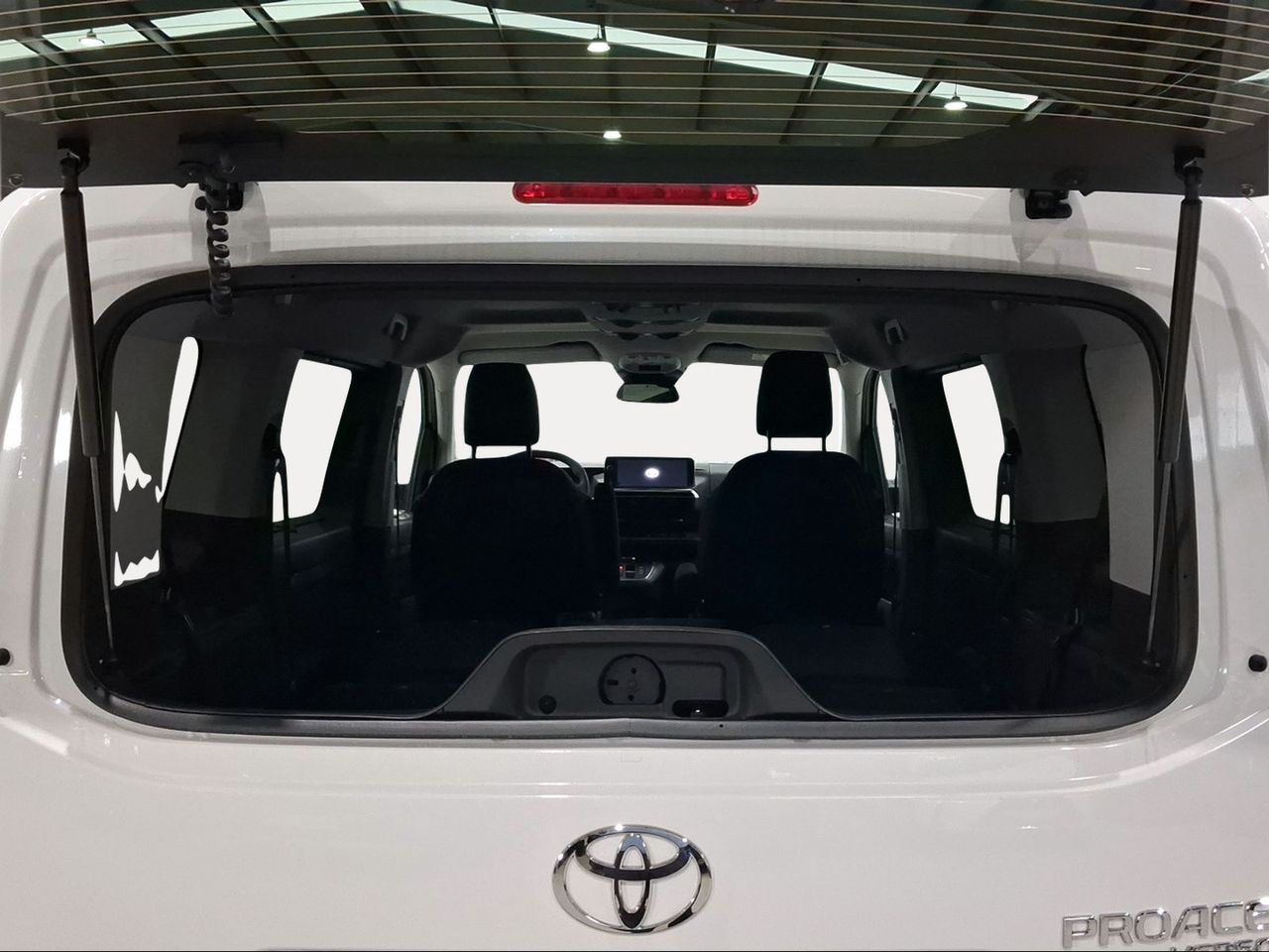 Toyota Proace Verso Family L1 2.0D 180CV 8AT Advance 8p  - Foto 31