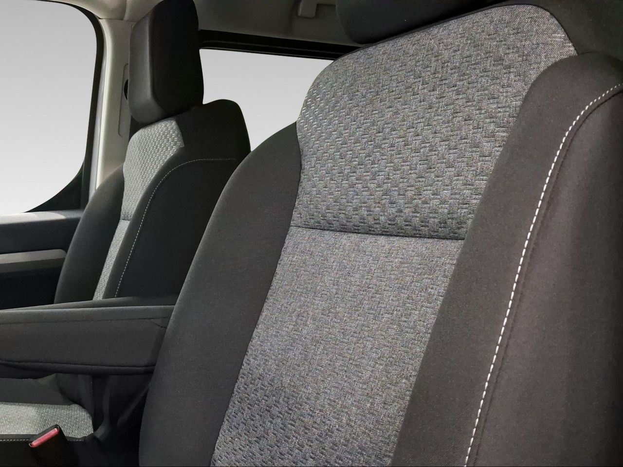 Toyota Proace Verso Family L1 2.0D 180CV 8AT Advance 8p  - Foto 24