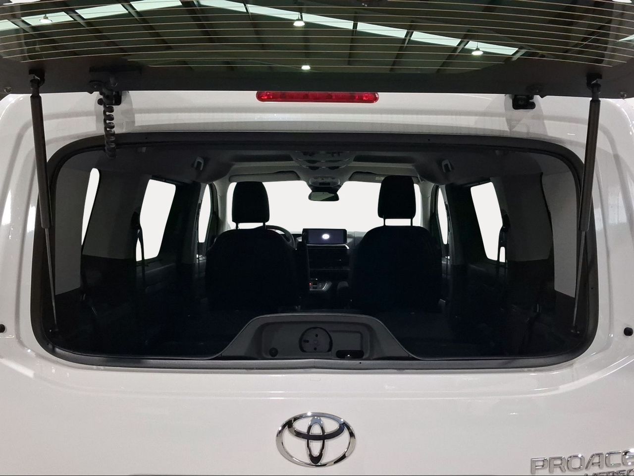 Toyota Proace Verso Family L1 2.0D 180CV 8AT Advance 8p  - Foto 28
