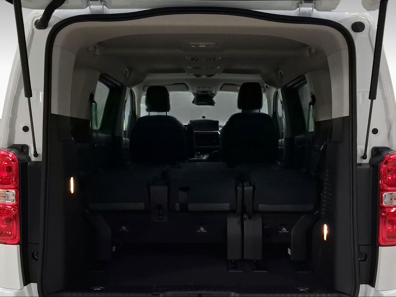 Toyota Proace Verso Family L1 2.0D 180CV 8AT Advance 8p  - Foto 11