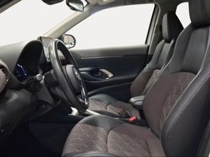 Toyota Yaris Cross 1.5 120H Style Bi-Tono  - Foto 13