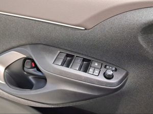 Toyota Yaris Cross 1.5 120H Style Bi-Tono  - Foto 24