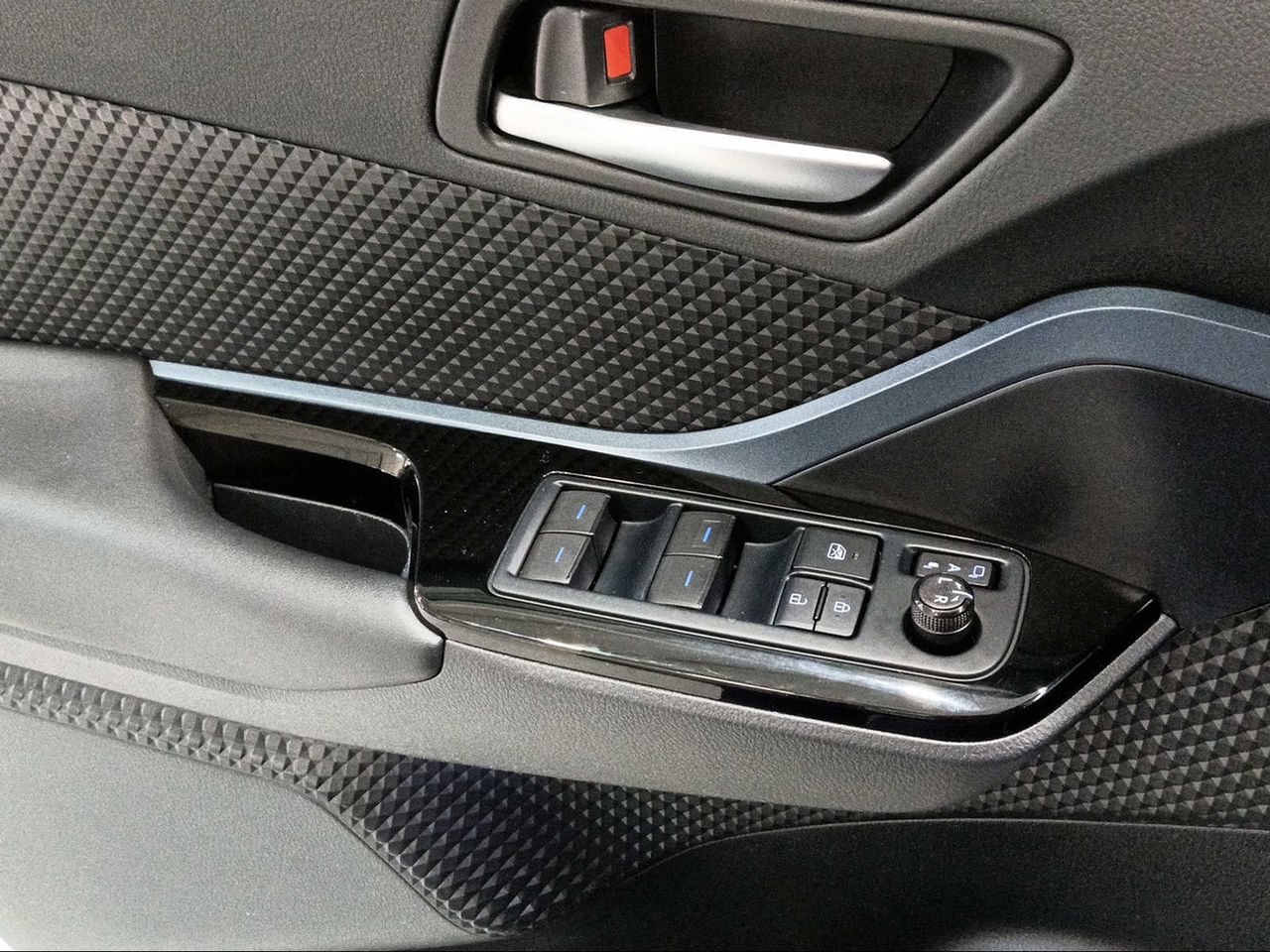 Toyota C-HR 1.8 125H Advance  - Foto 24