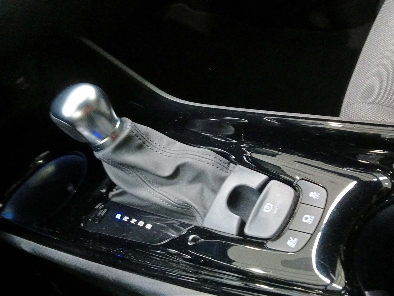 Toyota C-HR 1.8 125H Advance  - Foto 22