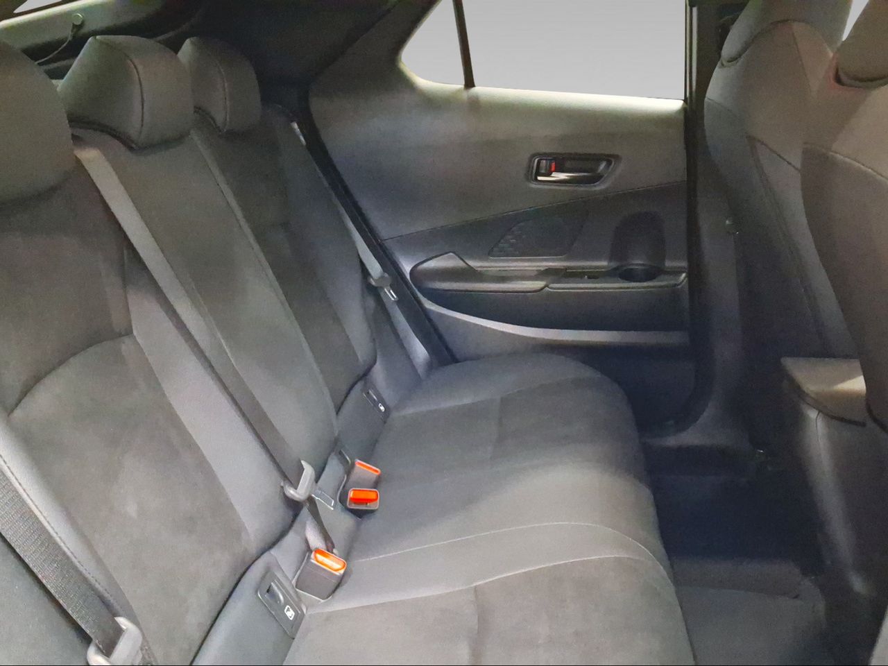 Toyota C-HR 2.0 220PH GR Sport Edition  - Foto 8