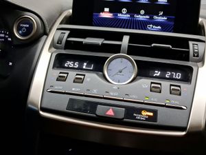 Lexus NX 2.5 300h Business Navigation 2WD  - Foto 14