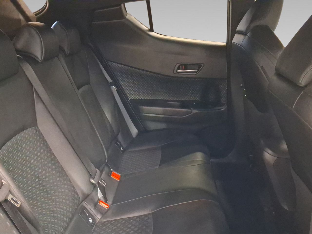 Toyota C-HR 2.0 180H Advance  - Foto 8