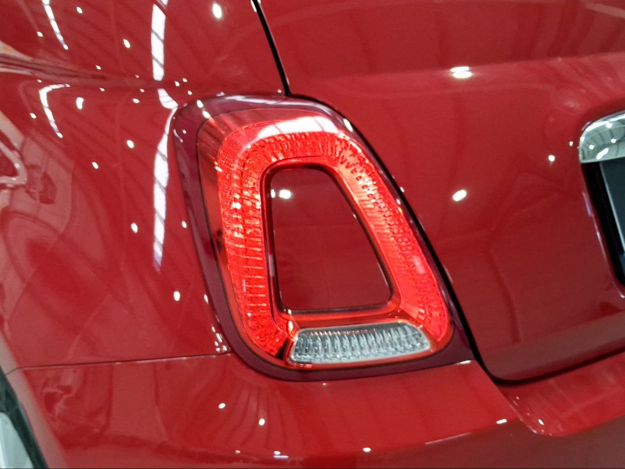 Fiat 500 Club 1.0 Hybrid 51KW (70 CV)  - Foto 19