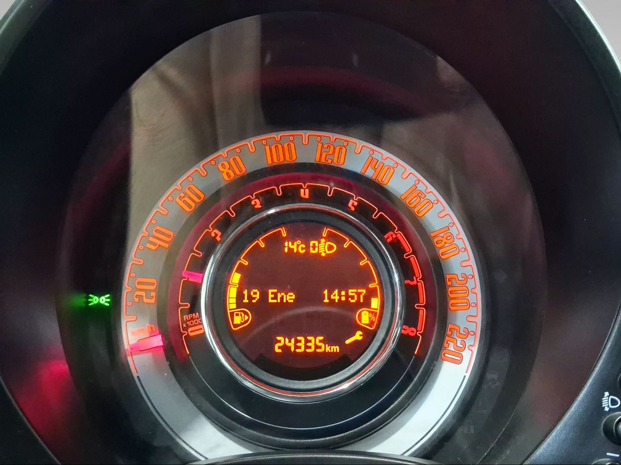 Fiat 500 Club 1.0 Hybrid 51KW (70 CV)  - Foto 14