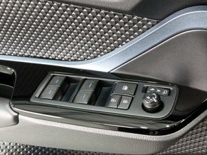 Toyota C-HR 1.8 125H Advance  - Foto 22