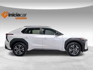 Toyota bZ4X 200E 4x2 Advance  - Foto 18