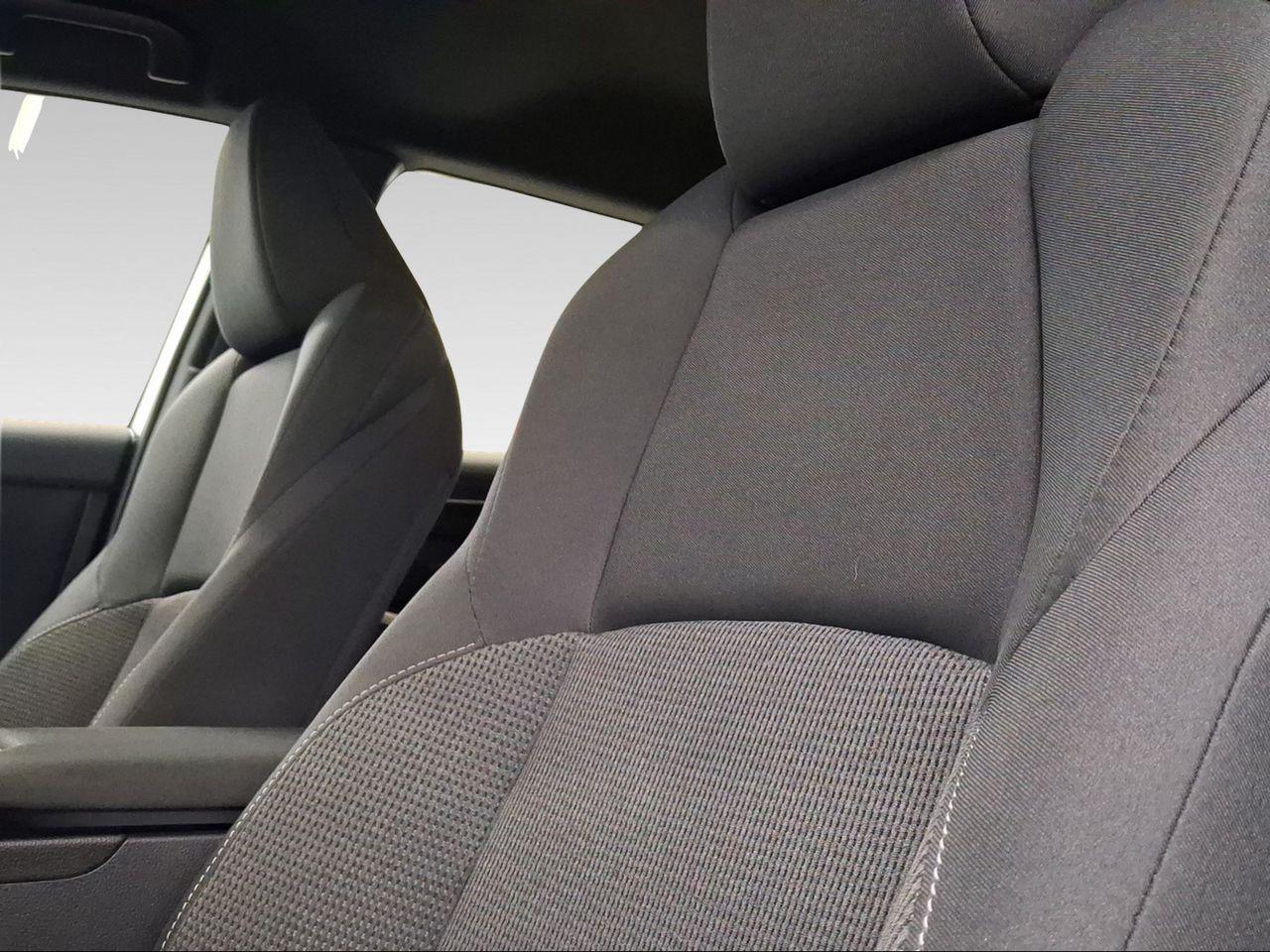 Toyota bZ4X 200E 4x2 Advance  - Foto 26