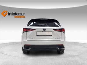 Lexus NX 2.5 300h Premium 2WD  - Foto 5