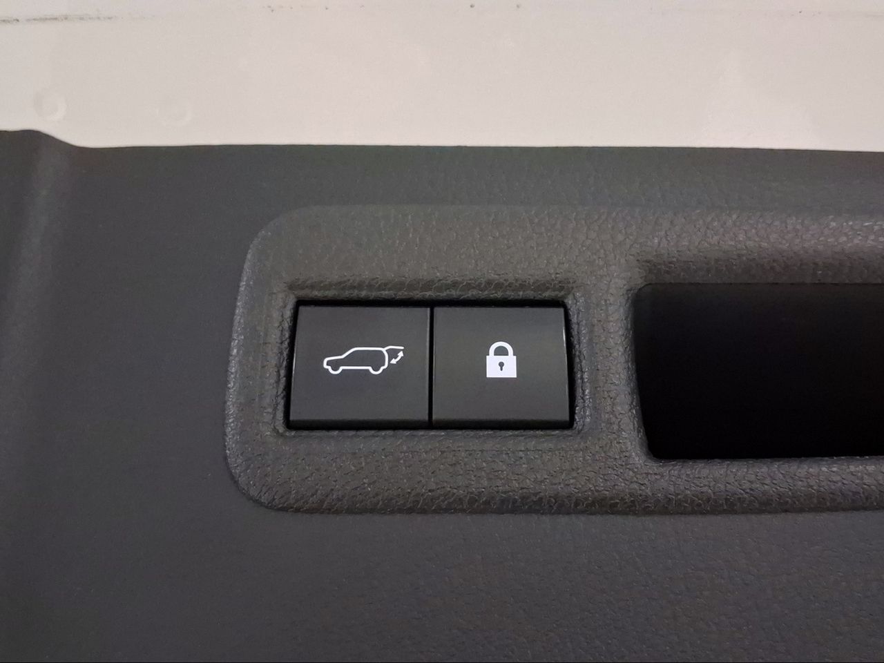 Lexus NX 2.5 300h Premium 2WD  - Foto 20