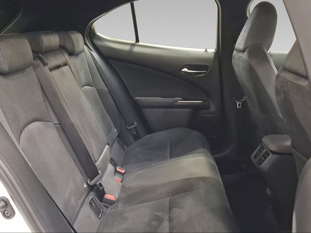 Lexus UX 2.0 300h UX Plus  - Foto 8