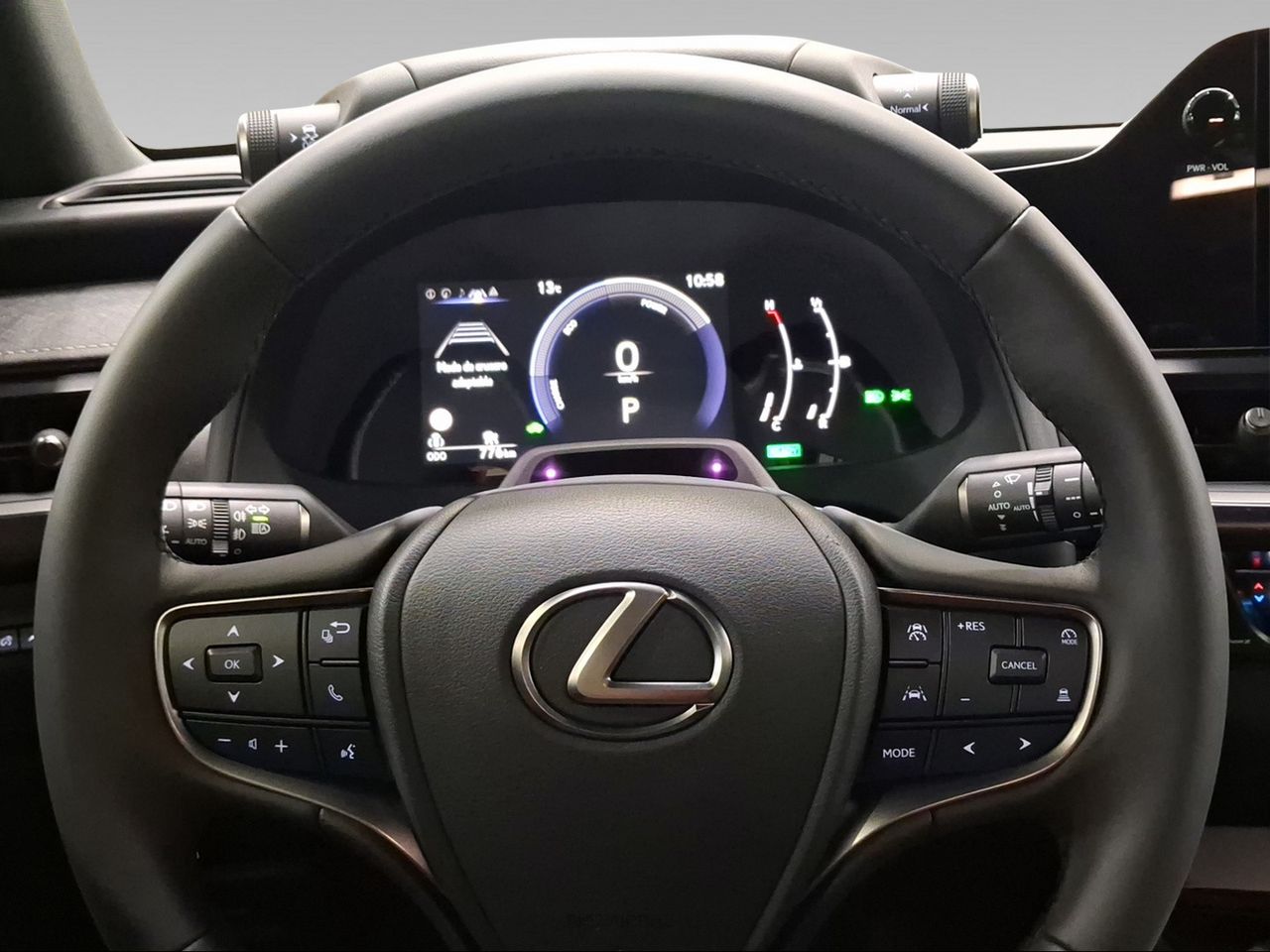 Lexus UX 2.0 300h UX Plus  - Foto 14