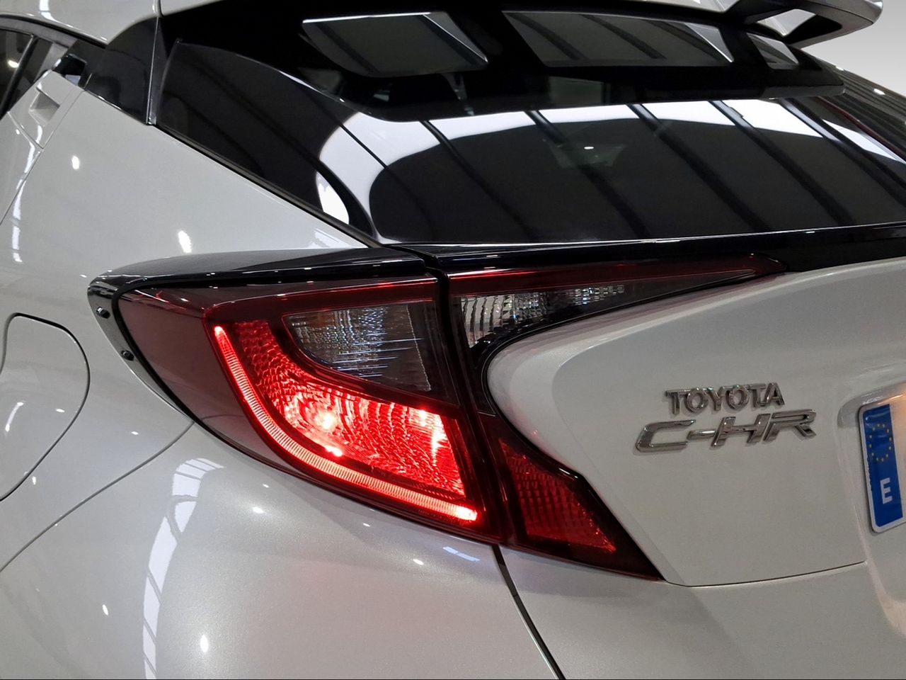 Toyota C-HR 1.8 125H Advance  - Foto 22