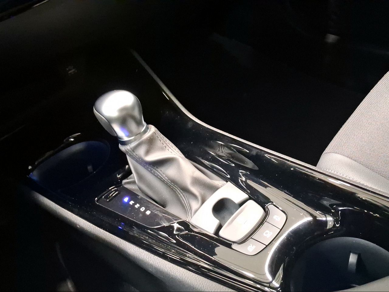 Toyota C-HR 1.8 125H Advance  - Foto 22