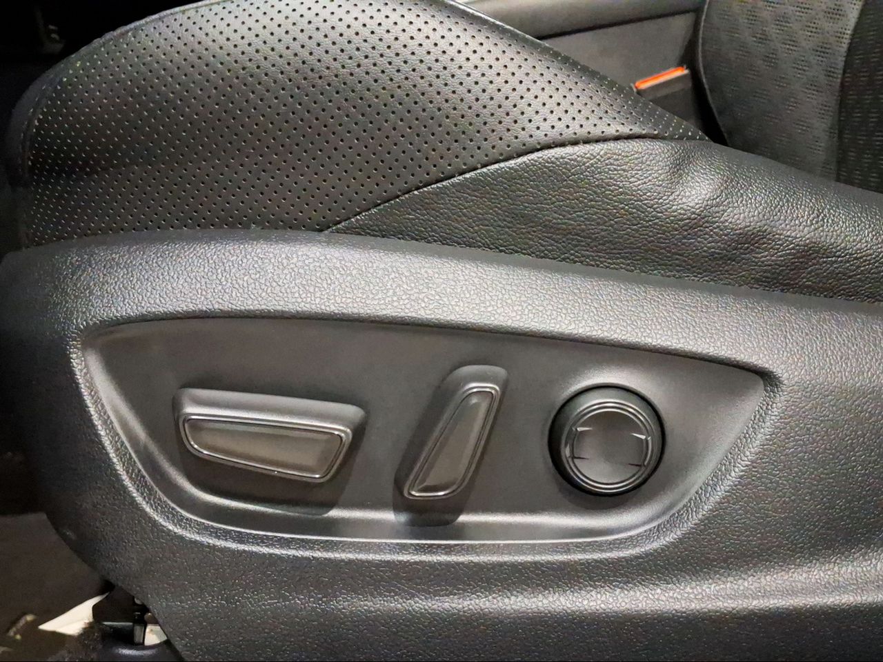 Toyota C-HR 2.0 180H Advance Luxury  - Foto 26