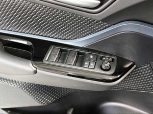 Toyota C-HR 1.8 125H Advance  - Foto 26