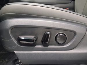 Lexus RZ 300e Executive  - Foto 15