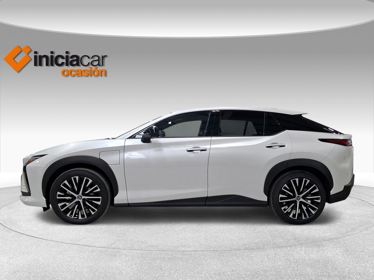 Lexus RZ 300e Executive  - Foto 4