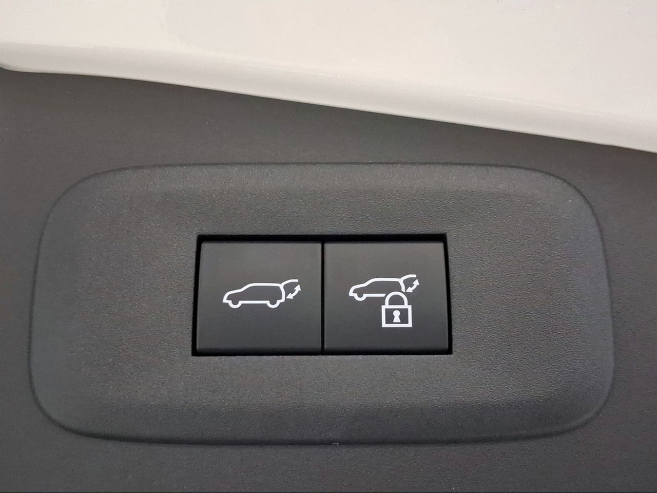 Lexus RZ 300e Executive  - Foto 20