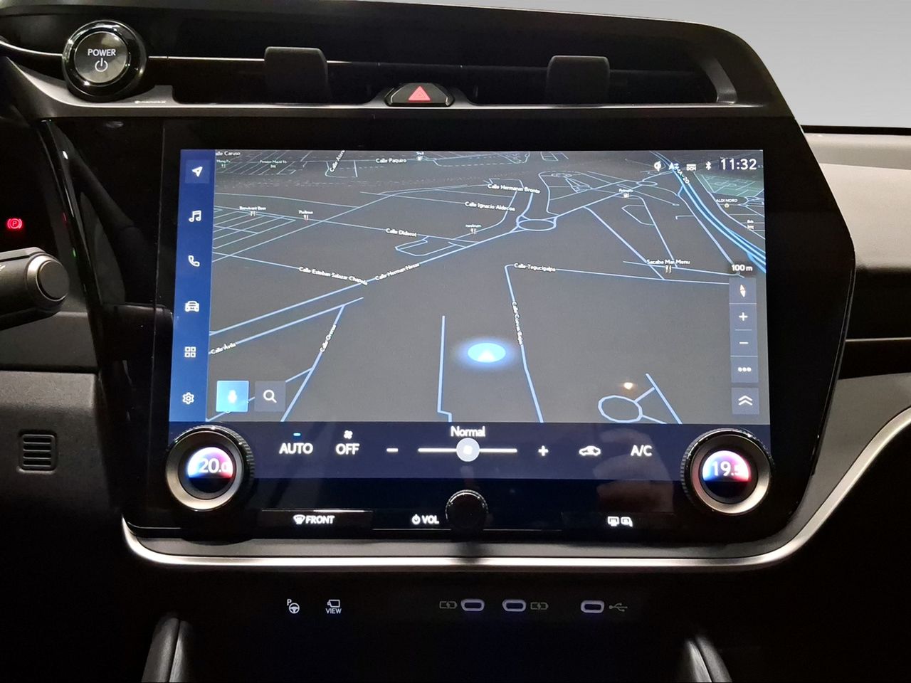 Lexus RZ 300e Executive  - Foto 13