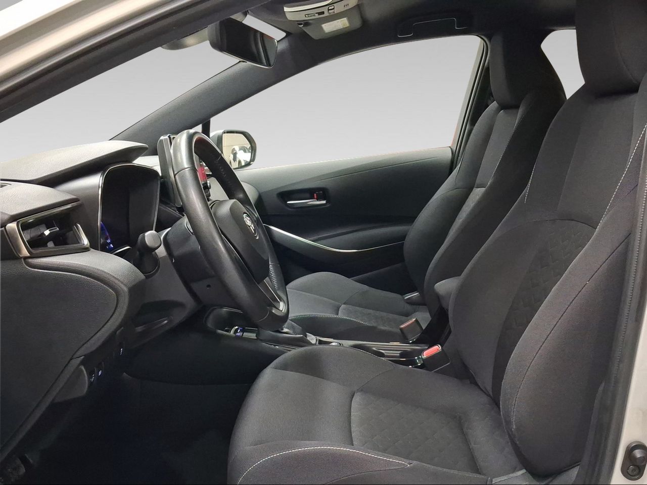 Toyota Corolla 1.8 125H ACTIVE TECH E-CVT  - Foto 13