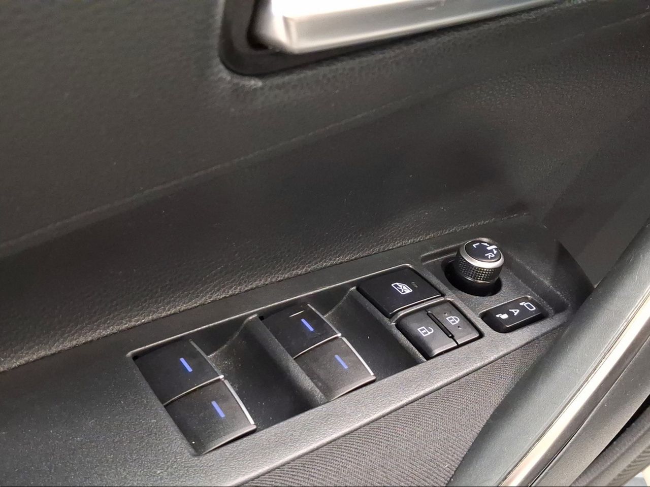 Toyota Corolla 1.8 125H ACTIVE TECH E-CVT  - Foto 22