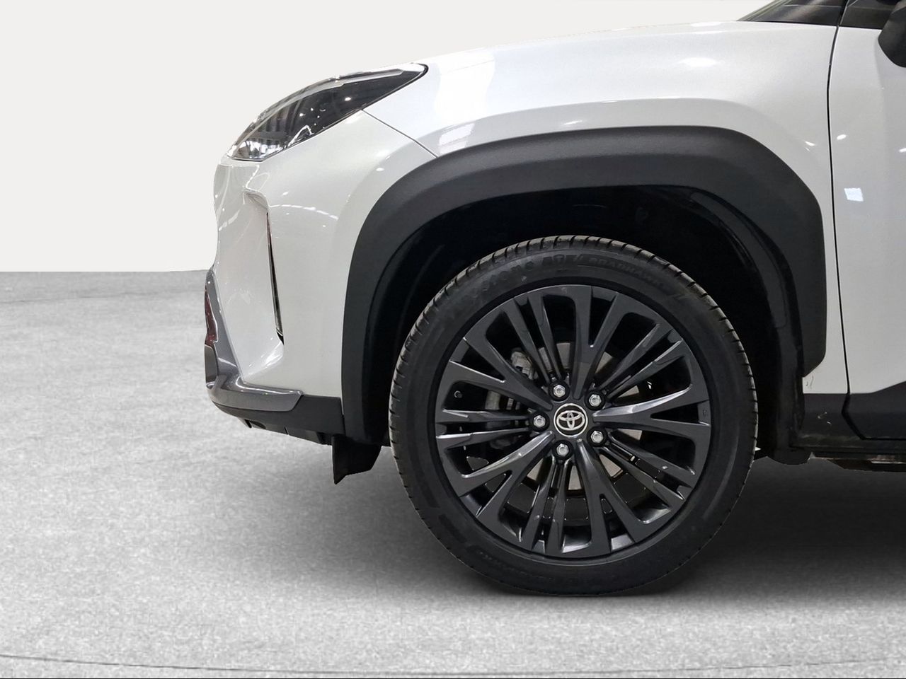 Toyota Yaris Cross 1.5 120H Adventure  - Foto 17