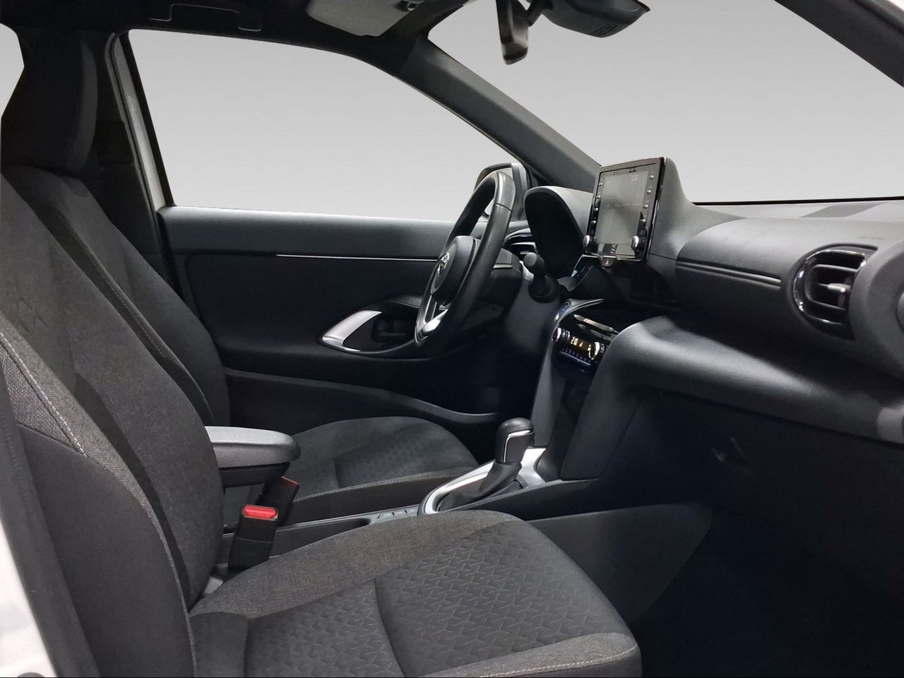 Toyota Yaris Cross 1.5 120H Active Tech  - Foto 7