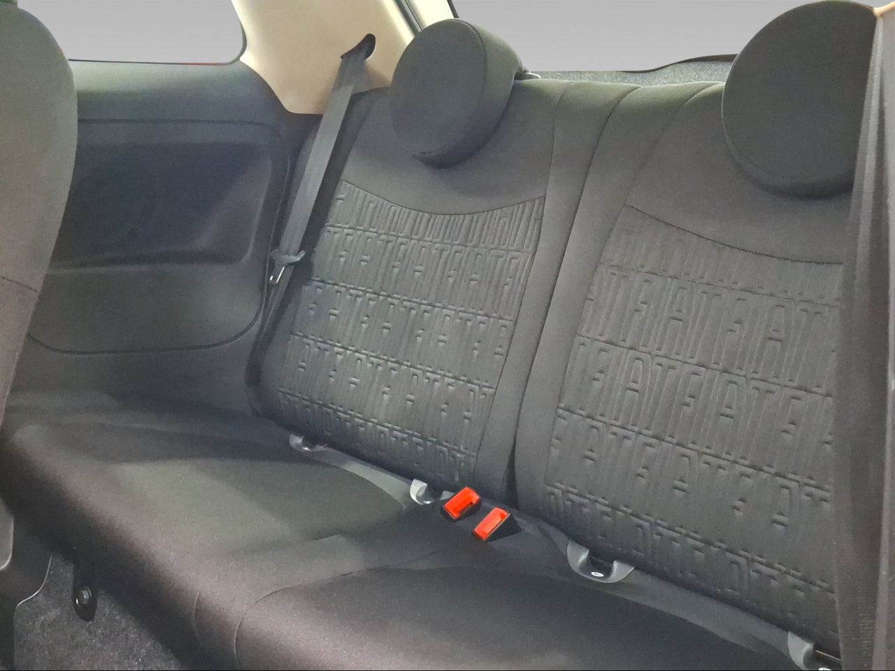 Fiat 500 Dolcevita 1.0 Hybrid 51KW (70 CV)  - Foto 11