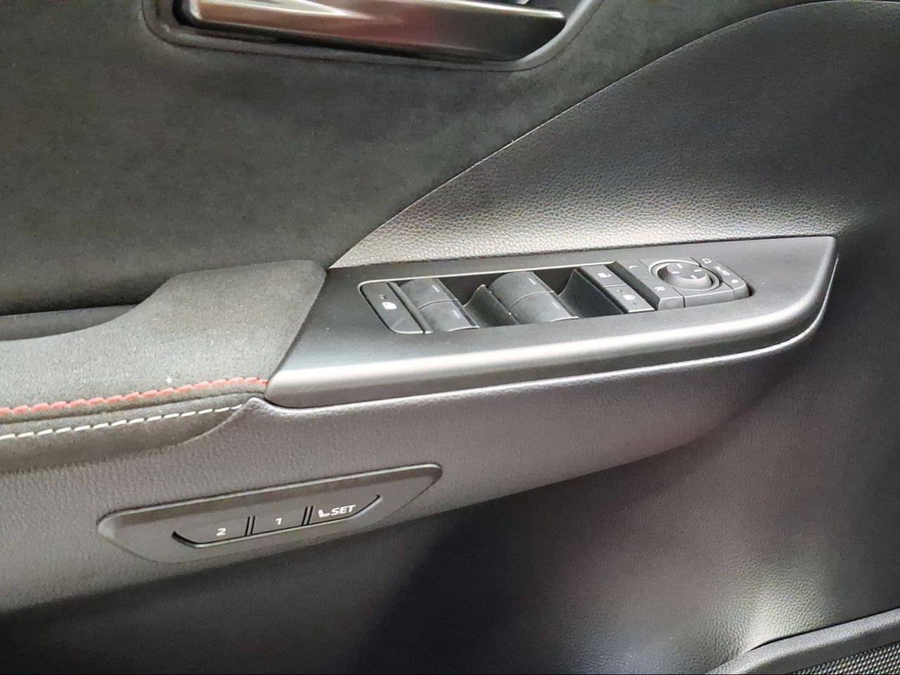 Toyota C-HR 2.0 220PH GR Sport  - Foto 28